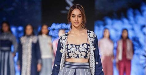 Lakme Fashion Week X Fdci 2023 Kicks Off On A Sustainable Note