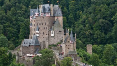 10 Scariest Castles In The World Page 6