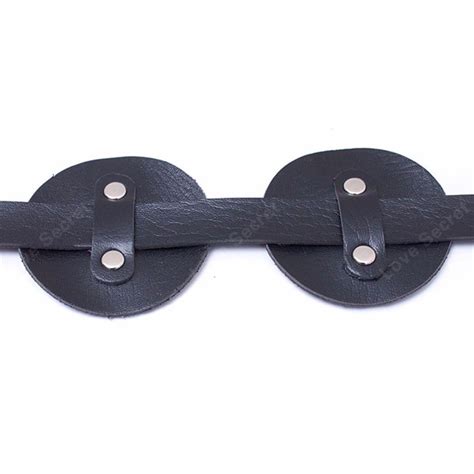 Goggles Round Blindfold Mask Soft Leather Attractive Adult Product Bondage For Couples Sex Toy