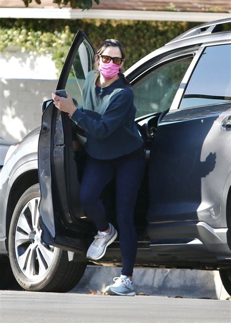 The home video shows a young jennifer whispers that she will be. Jennifer Garner - Out in Brentwood 01/11/2021 • CelebMafia