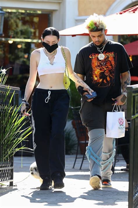 Noah Cyrus Steps out with new boyfriend and make a stop at Sunlife 