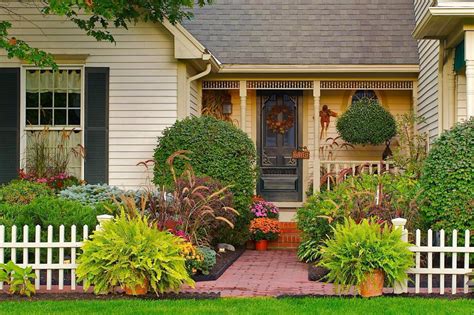 15 Inspirasi Taman Depan Rumah, Kamu Pasti Suka!