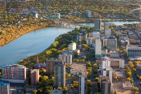 The majestic south saskatchewan river winds through downtown, offering beautiful, natural diversions. Saskatoon seeks grocer for downtown