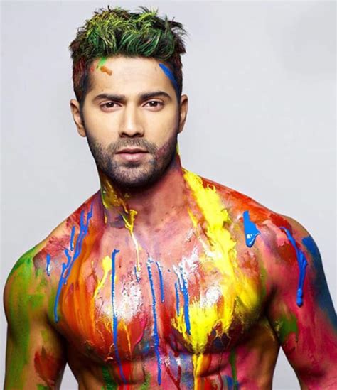 Varun Dhawan Became Over Conscious Of His Abs When He Was Just In Class