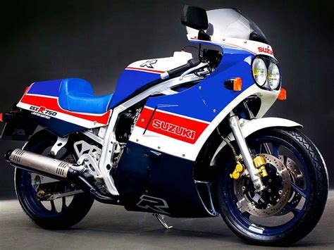 Walkaround of my 2018 gsxr 750. GSX-R Performance Celebration at Circuit Of The Americas ...