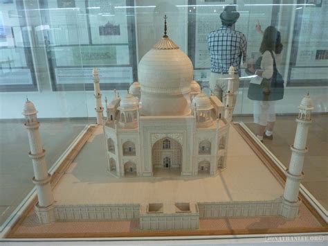 Opened in 1998, the museum has 30,000 sq.m. Kuala Lumpur - Museum of Islamic Art model mosque 2 ...