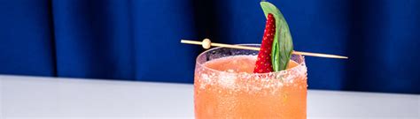 The combination of basil and strawberries work with tequila to make a delicious and refreshing blended cocktail. Strawberry Basil Margarita | Cointreau Australia