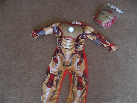 Bnwt Marvel Iron Man 3 Light Up Fancy Dress Outfit Dressing Up Costume