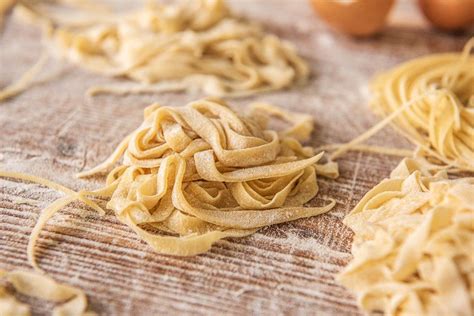 so einfach könnt ihr pasta selber machen hellofresh blog pasta selber machen nudeln selber
