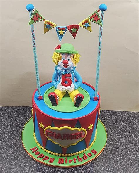 Clown Cake By The Custom Piece Of Cake Clown Cake Cake Cute Cakes