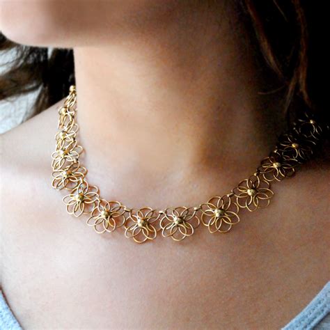 14 Carat Gold Flower Necklace Jewellery Designs
