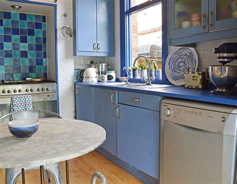 Next unscrew the old counter. How To Update A Kitchen With Painted Worktops - Pillar Box ...