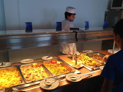 Ich esse alles was auf den tisch kommt. "Ekliges Essen" Suneo Club Helios Beach (Obzor ...