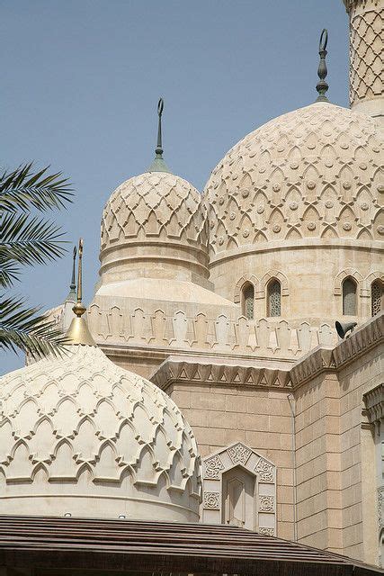 Our teams with over 10 years experience in the field are well trained and customer oriented to handle all kind of services required. Mosque Dome Details | Mosque architecture, Islamic ...
