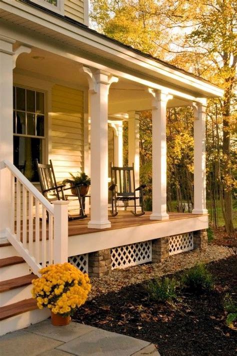 Gorgeous Farmhouse Front Porch Decorating Ideas In Farmers