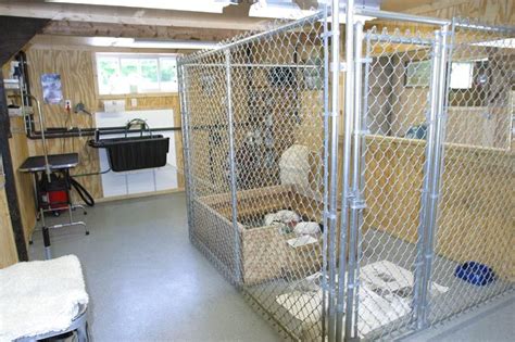 Storage is not a this space recruits a variety of storage options, such as a freestanding shelving unit to hold things like cleaning supplies and dog… Whelping house area | Dog breeders kennels, Puppy kennel ...