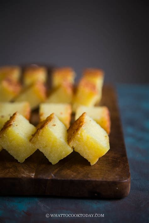Kuih Bingka Ubi Kayu (Baked Cassava/Tapioca Cake) - Egg or Eggless version