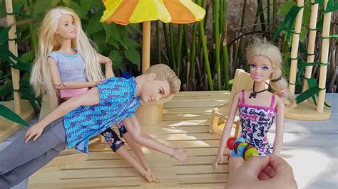 Barbies Picnic Day In The Heart Of Nature Youtube