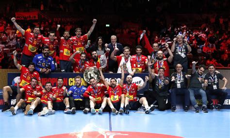 Islandia las encuentras en el comercio. BALONMANO | Los Hispanos se enfrentarán a Islandia el 18 ...