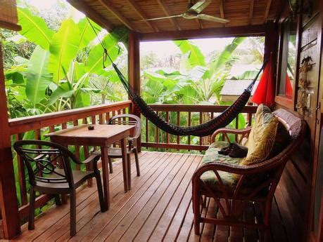 We are combining both form and function in these innovative designs to cater to all types of relaxers. Roatan Review: West Bay Lodge - Paperblog