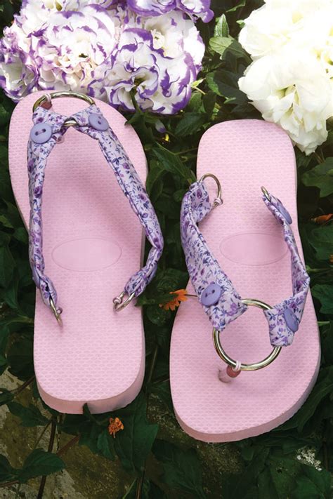 Designed by theosauro in united states of america. 15 DIY flip flop ideas - How to decorate your summer ...