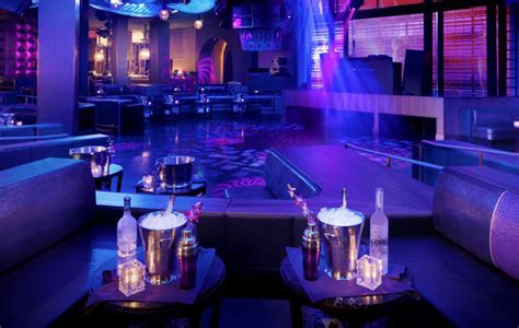 Bottle Service Converting Guests Into Vips Nightclub And Bar Digital