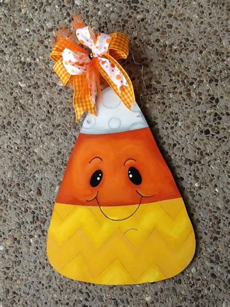 Pin By Pat Dyer On Thanksgiving Fall Candy Corn Fall Crafts Fall Halloween