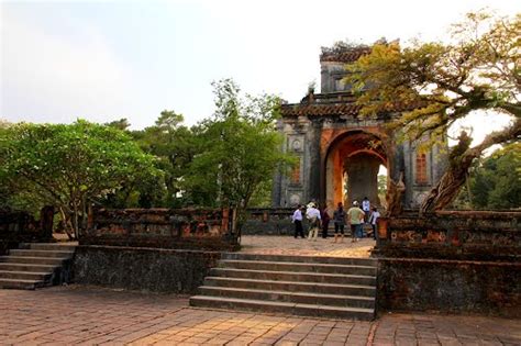 Despite its rough history, vietnam's popularity to travellers far and wide. Tomb of Tu Duc | Vietnam | Points of interest | UNESCO ...