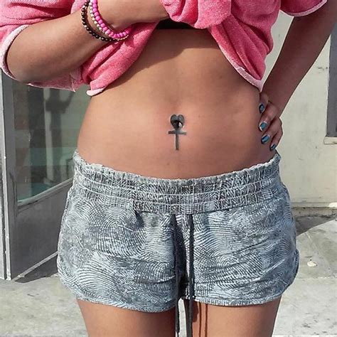 25 Tattoos For Belly Button