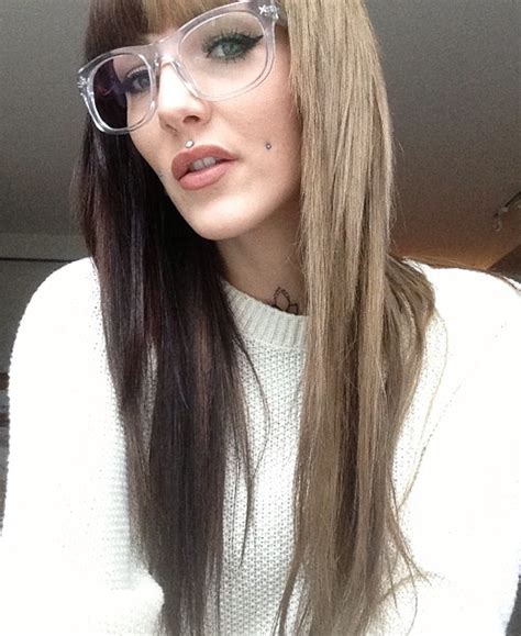 Standard hair color levels are defined on a scale from 1 to 10, with level 1 being the darkest, the most black, and level 10 is a very light blonde. Pin by tea on Hair . | Split hair, Split dyed hair, Hair ...