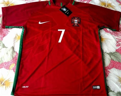 Tua camisola chegarás com a qualidade que esperas. Camisa Seleção Portugal Vermelha Cristiano Ronaldo 7 Euro ...