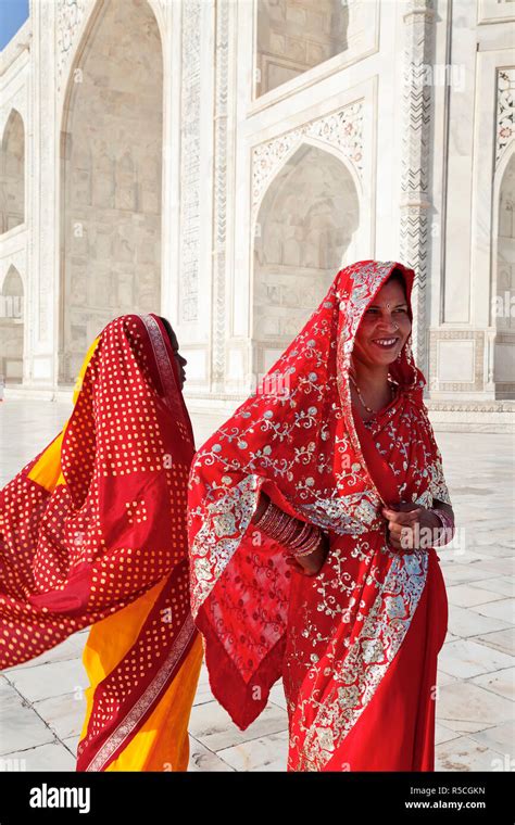 Taj Mahal Unesco World Heritage Site Women In Colourful Saris Agra