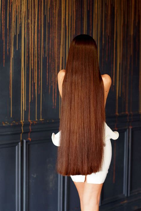 PHOTO SET VIDEO Mila Photoshoot In 2020 Long Hair Styles Hair