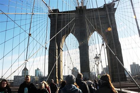 Best Way to Walk the Brooklyn Bridge | Brooklyn bridge, Brooklyn, Brooklyn bridge walk