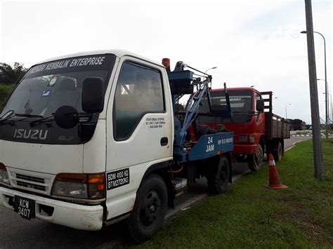 As with all good local malaysian bus terminals, a. Perkhidmatan Towing / Tunda Kenderaan 24 Jam di Kedah ...