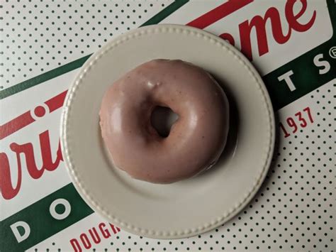 The filling is a nice blend of sweet, creamy, and egginess. Krispy Kreme Blueberry Donut Nutrition | Blog Dandk