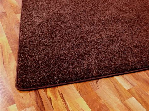 Hochflor teppiche in großer auswahl mit kostenlosem musterservice kauf auf rechnung& gratis lieferung ab 50,00 eur jetzt online bestellen ! Hochflor Velours Teppich Triumph Schoko in 24 Größen | eBay