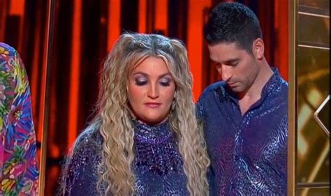 Dancing With The Stars Jamie Lynn Spears Booted After Being Targeted By Britney Fans TV