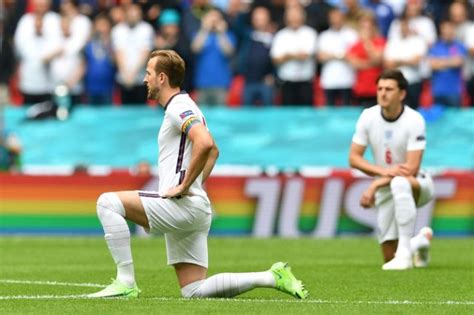 World Cup 2022 England Confirms Taking The Knee At Every Game To Denounce Racism Ibtimes
