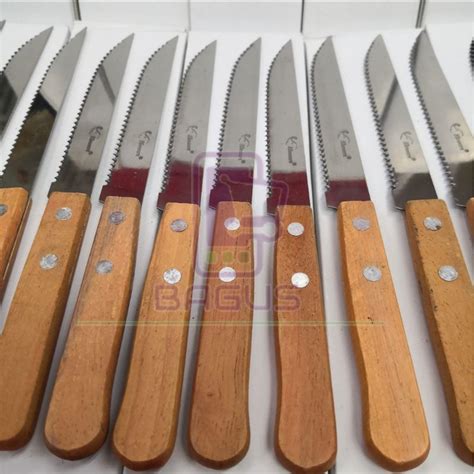 Western Serrated Steak Knife With Wooden Handle Stainless Pisau Steak