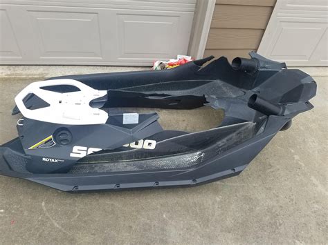 Need To Buy Seadoo Spark 3 Up Complete Hull And 2 Up Mid Deck Sea Doo