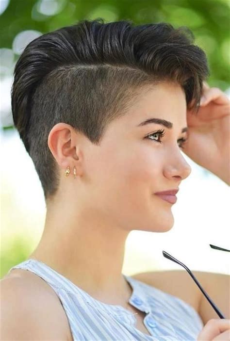 60 Chic Undercut Short Pixie Hair Style Design For Cool Woman Cozy Living To A Beautiful