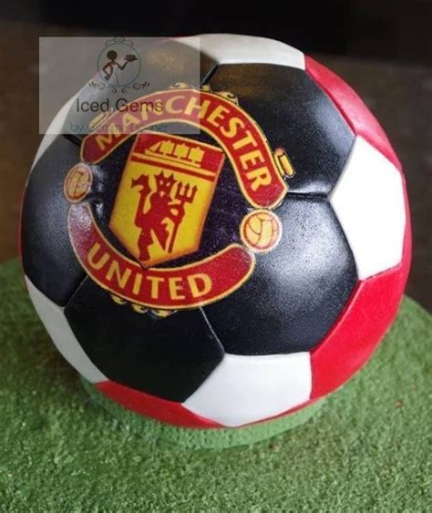Really crazies with cake matters and decorations but still new in this field. Manchester United football cake. https://www.facebook.com ...