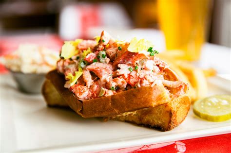 Lobster Roll At Shaws Chicago Lettuceentertainyou Lettuceeats