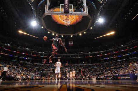 You can also upload and share your favorite landscape wallpapers 1080p. Lebron Dunk Wallpapers 2016 - Wallpaper Cave