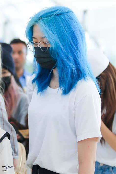 Pin By Annyeongz On Ahnyujin My Main Blue Hair Girl Uzzlang Girl