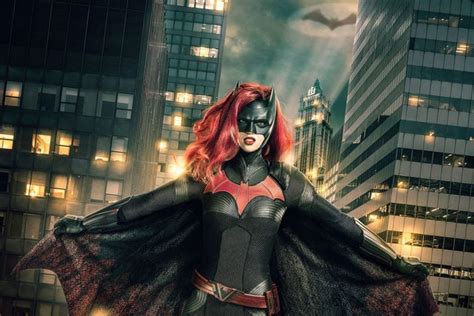 tv reviews ftn reviews the batwoman season finale following the nerd following the nerd