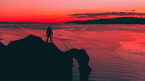 Men Standing At Cliff Sunset 4k Hd Photography 4k Wallpapers Images