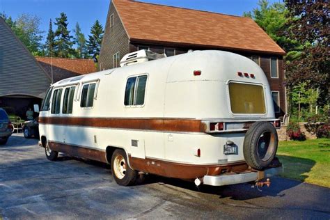 Vintage Classic 1976 Airstream Argosy Camper For Sale