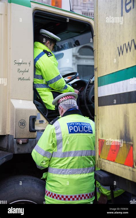 Transport For Londons Hgv Task Force Set Up A Check Point To Ensure